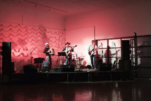 21513_9-Garypnunn_lesleybrown Primo Carrasco & Friends, 15 February 2013. Photo by Lesley Brown.