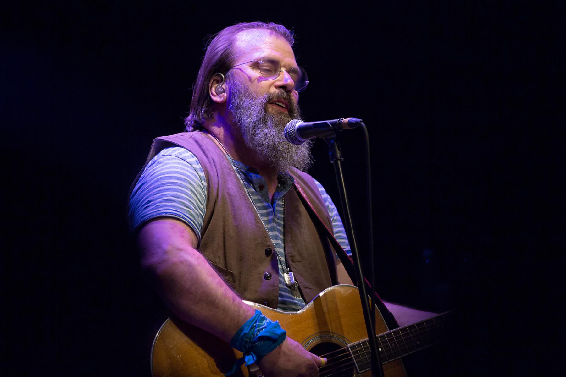 Steve Earle and The Dukes, June 14, 2015. Photo by Lesley Brown.